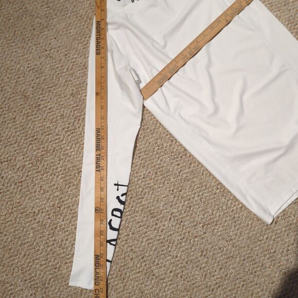 LAFROI Burst Maximum Performance Rash Guard Shirt Mens M White Black Skulls - Picture 3 of 8